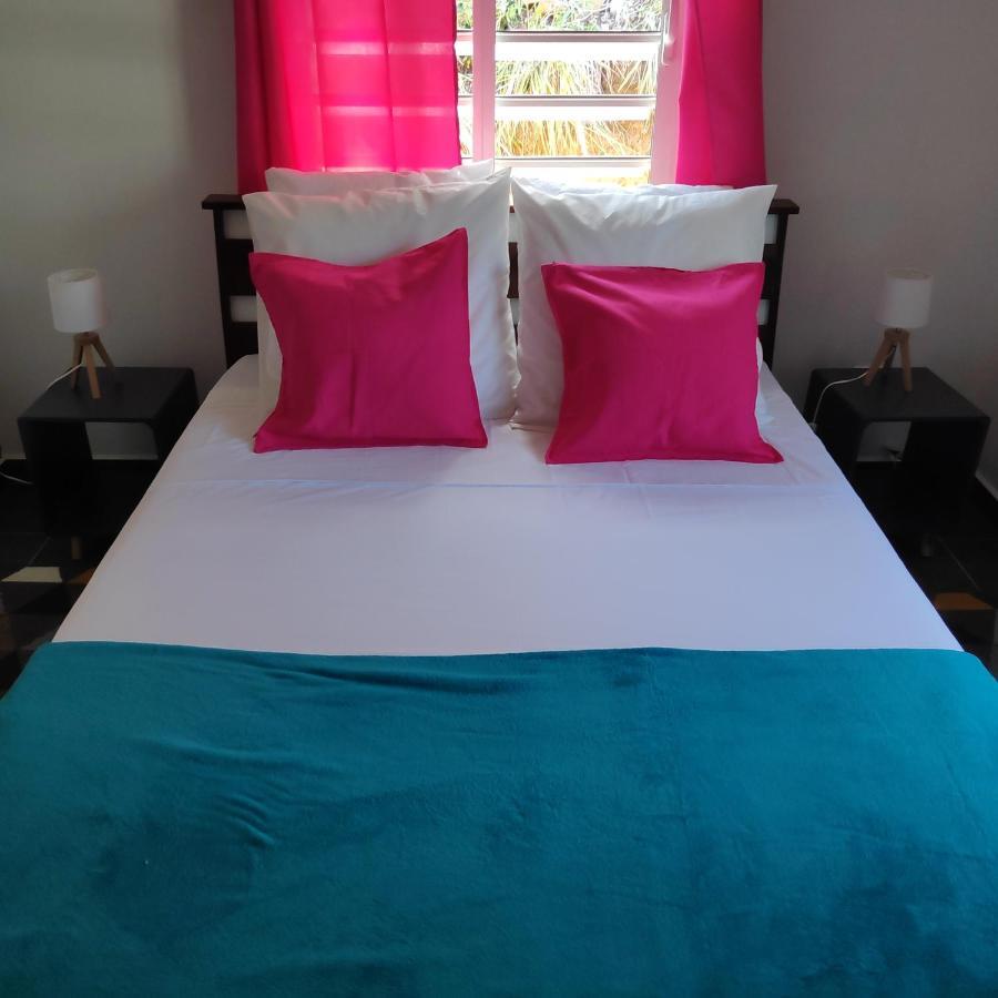 Les Galets Apartment Deshaies Bagian luar foto