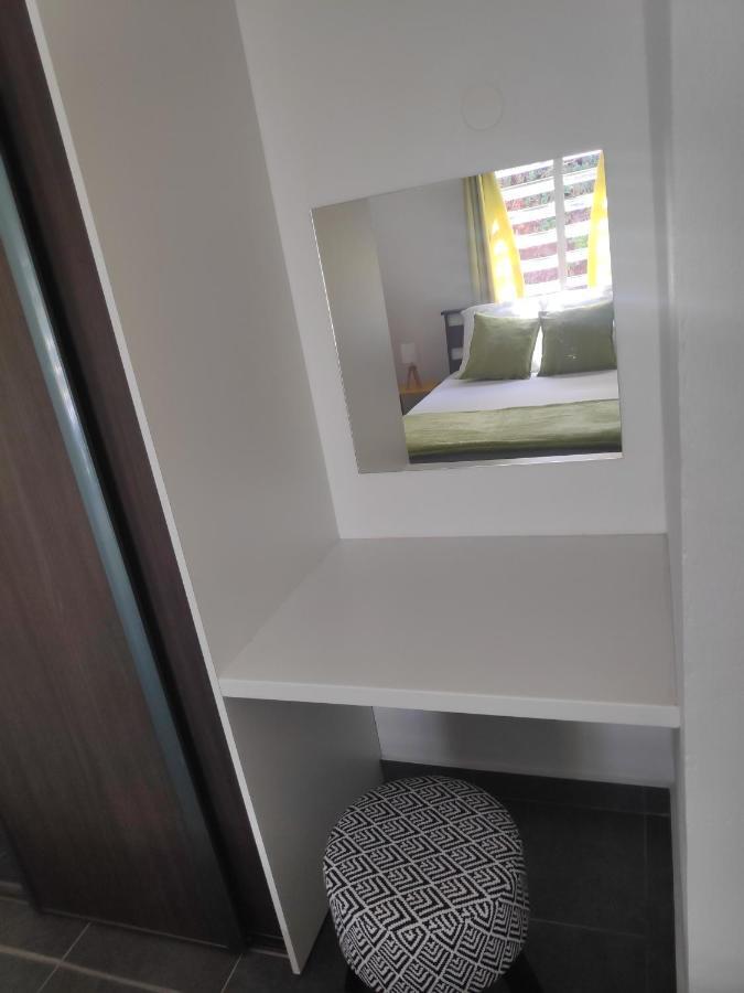Les Galets Apartment Deshaies Bagian luar foto
