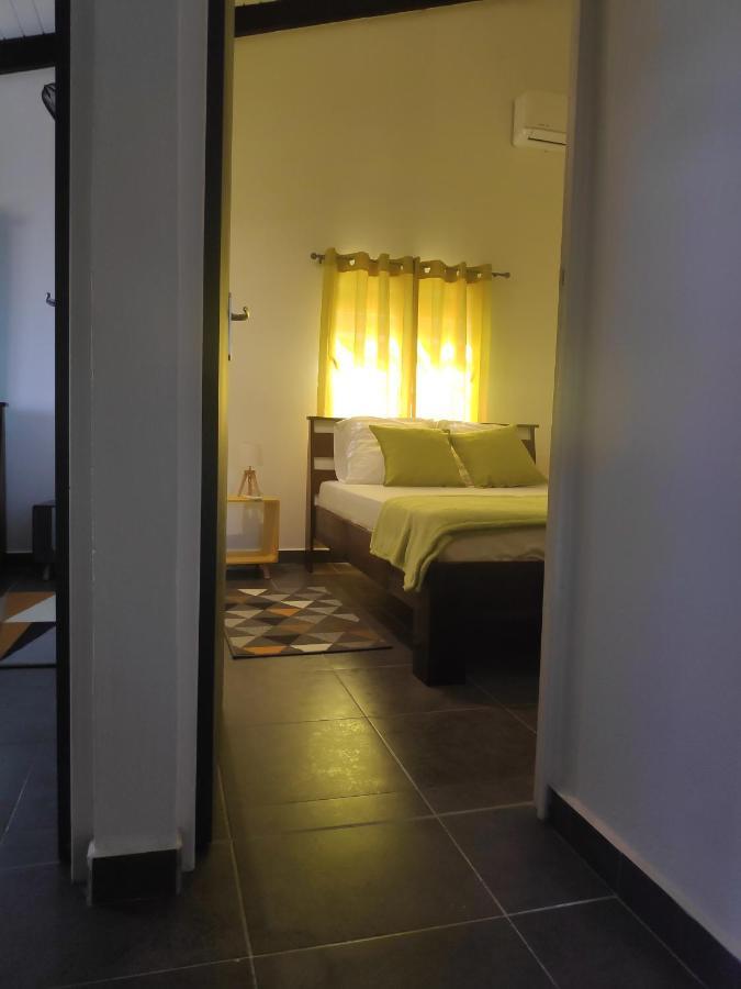 Les Galets Apartment Deshaies Bagian luar foto